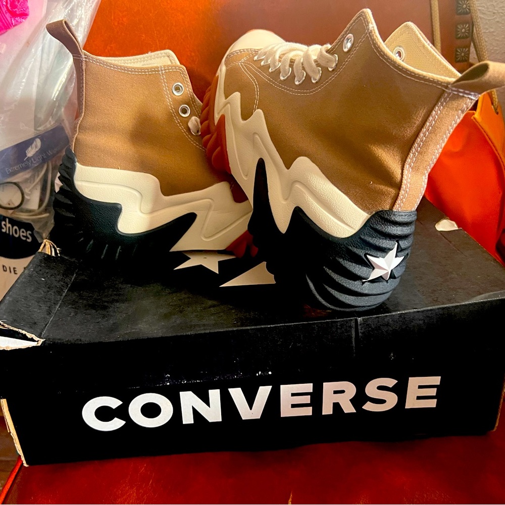 Brown platform converse